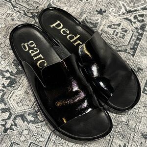 Pedro Garcia Deva Black Patent Leather Slides Women’s Size 37.5